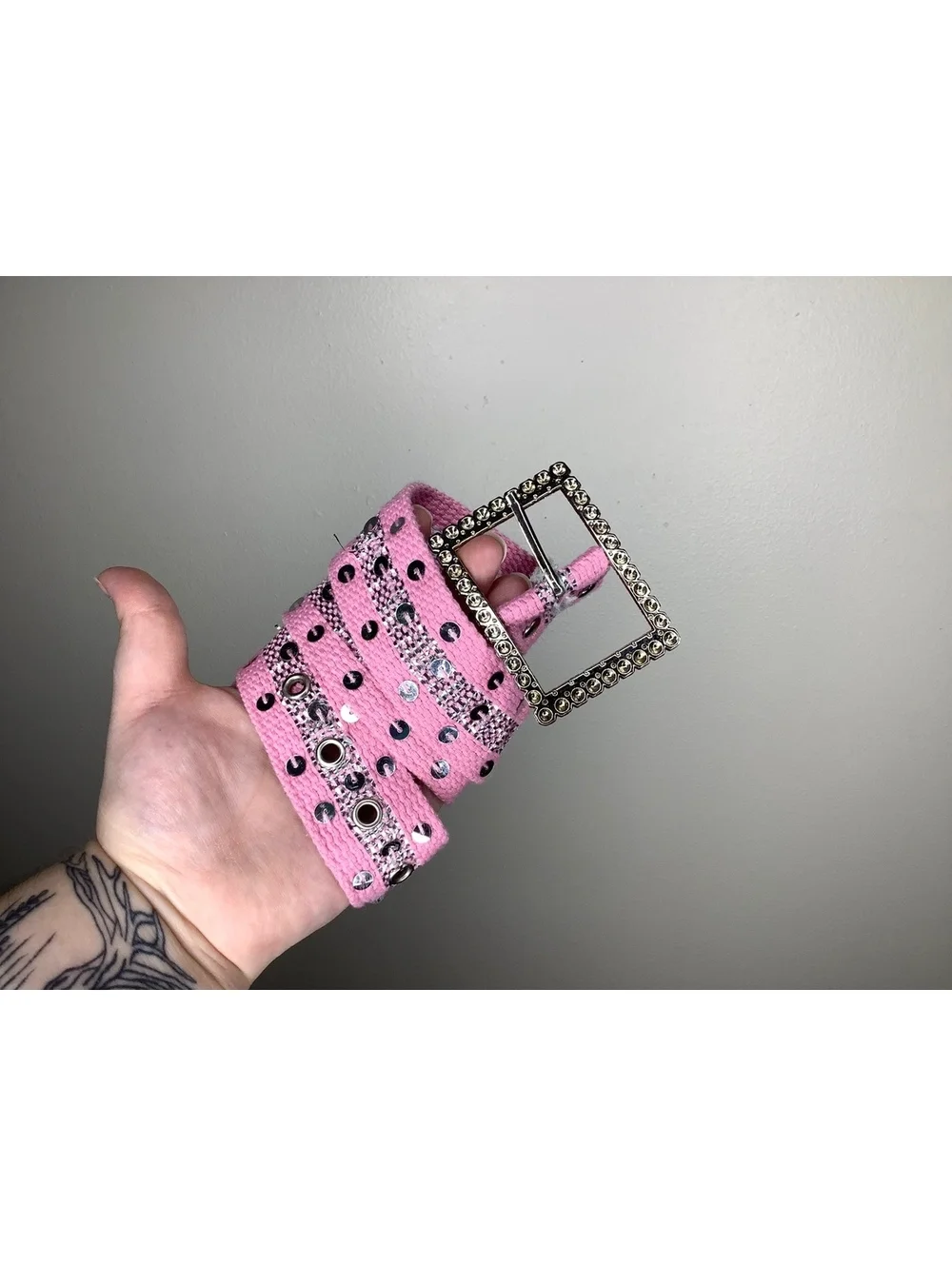 < Y2K Hot Pink Silver Sequin Embellished Adjustable Belt >